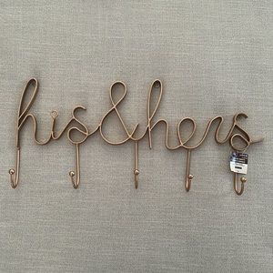 NWT Gold tone “His & Hers” 4 hook wall hanging.